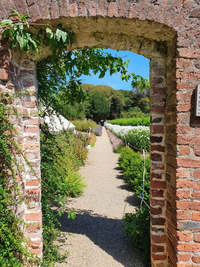 Colclough Gardens 